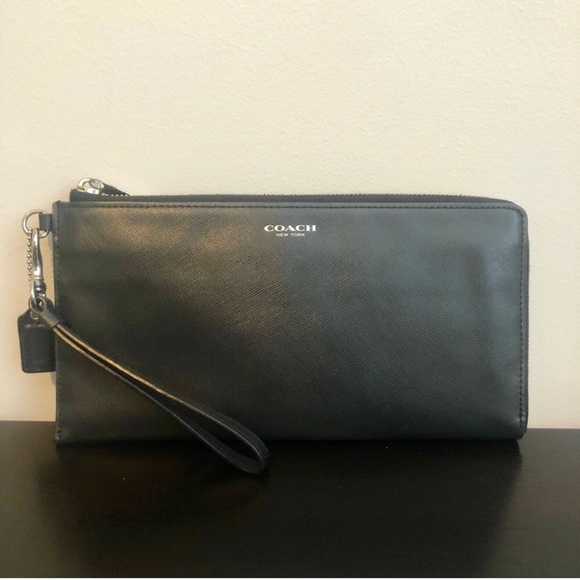 Coach Extra Large Leather Wristlet Wallet - Picture 5 of 7